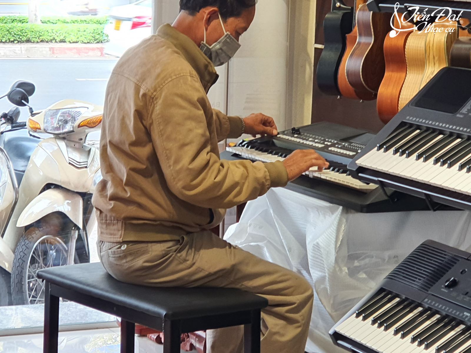 organ-yamaha-psr-sx600