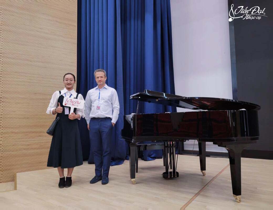 piano-yamaha-gc1pe-gia-re